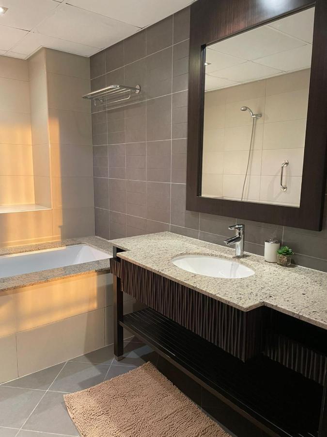 Anantara Hotel Apartment Palm Jumeirah Connected Anantara Hotel Dubai Luaran gambar
